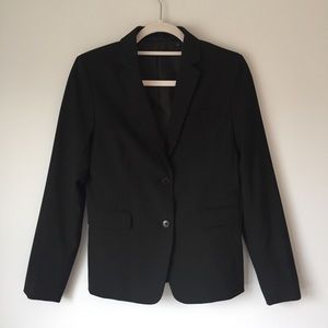 Uniqlo | Black Fitted Black Jacket
